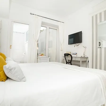 Casa Di Hotell 2*